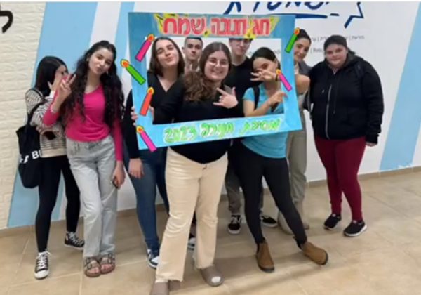 פרויקט #מחוברים אורט מוצקין בהנחיית המורה מעיין בן ציון